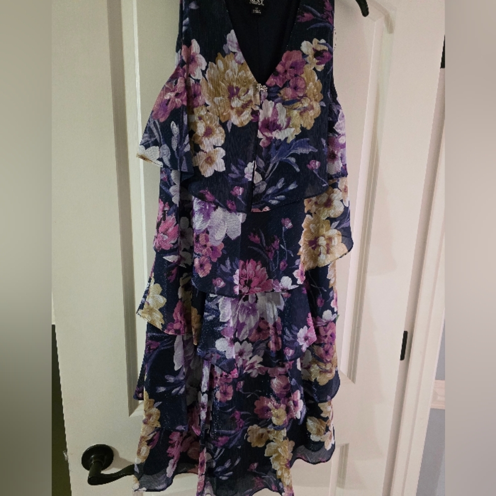 SLNY Navy and Pink Floral Midi Dress NWT - Picture 4 of 6